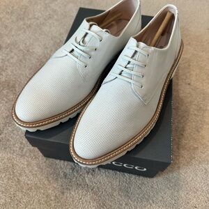 ECCO MODERN TAILORED Women size 7.5 NIB